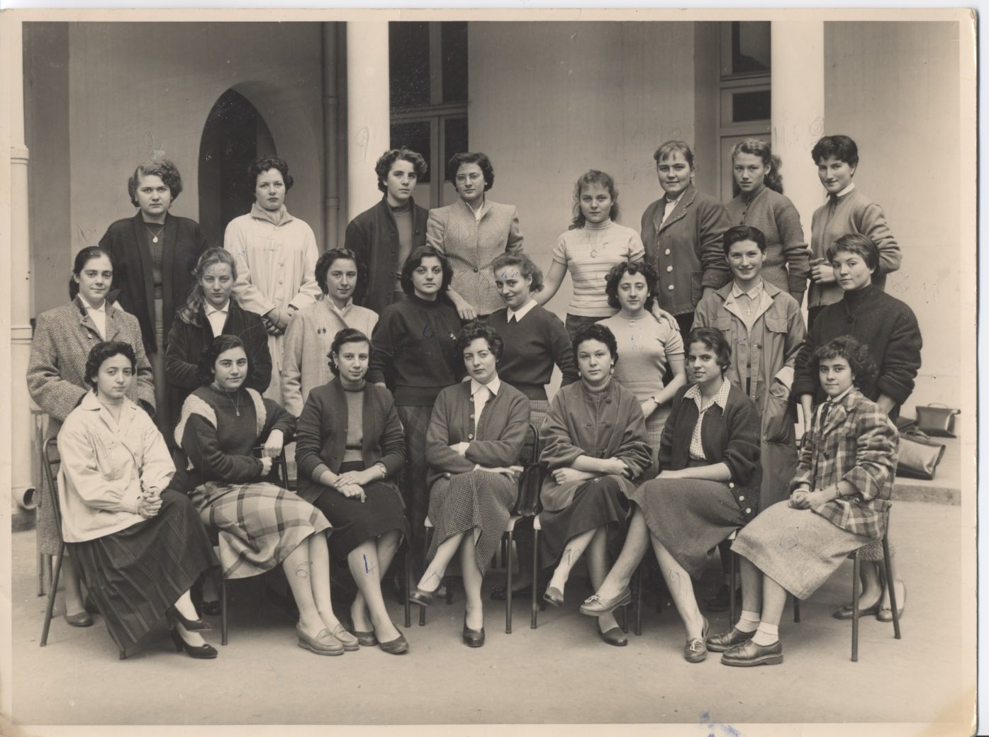 Classe de 1re : 1956-57 Collge E.Maupas